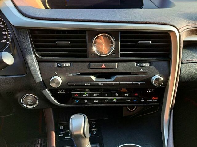 Черный Лексус РХ, объемом двигателя 2 л и пробегом 127 тыс. км за 30000 $, фото 3 на Automoto.ua