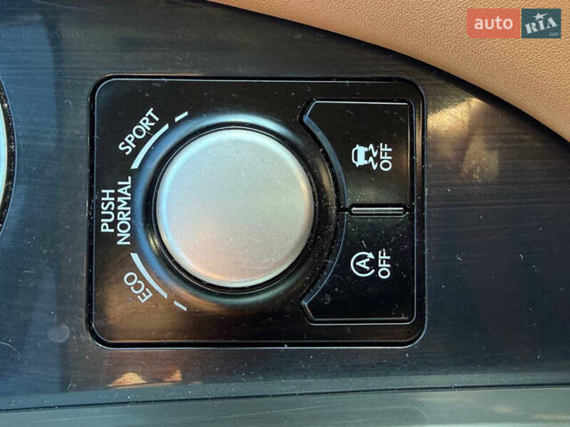 Чорний Лексус РХ, об'ємом двигуна 2 л та пробігом 90 тис. км за 31900 $, фото 85 на Automoto.ua