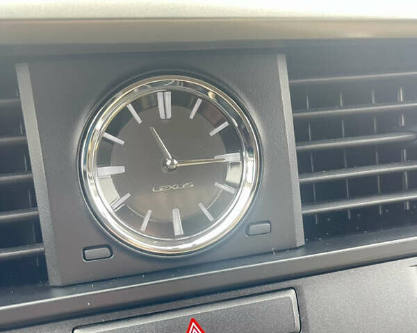 Черный Лексус РХ, объемом двигателя 2 л и пробегом 189 тыс. км за 28900 $, фото 16 на Automoto.ua