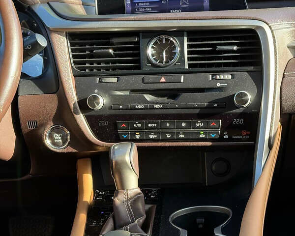 Чорний Лексус РХ, об'ємом двигуна 2 л та пробігом 92 тис. км за 31000 $, фото 40 на Automoto.ua