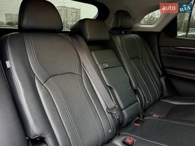 Черный Лексус РХ, объемом двигателя 3.46 л и пробегом 126 тыс. км за 29000 $, фото 34 на Automoto.ua