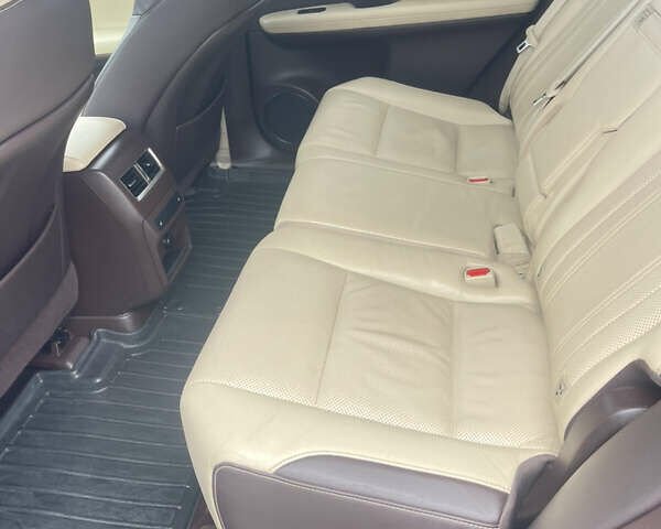 Черный Лексус РХ, объемом двигателя 2 л и пробегом 189 тыс. км за 28900 $, фото 5 на Automoto.ua