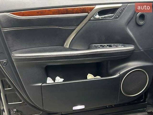 Чорний Лексус РХ, об'ємом двигуна 3.46 л та пробігом 160 тис. км за 32800 $, фото 6 на Automoto.ua