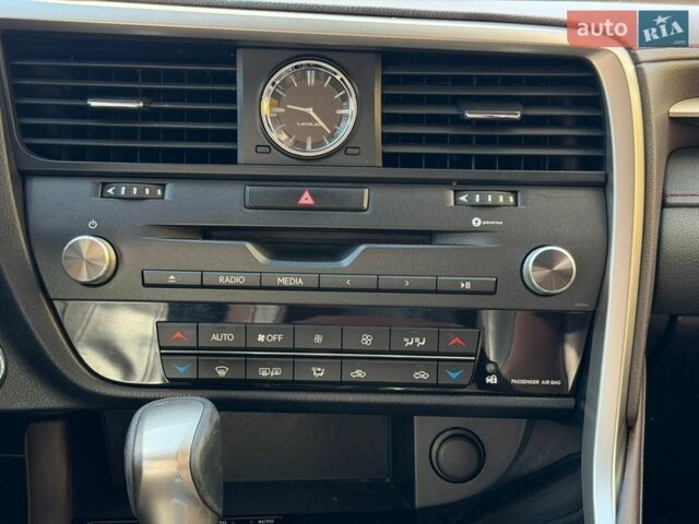 Черный Лексус РХ, объемом двигателя 2 л и пробегом 132 тыс. км за 32500 $, фото 25 на Automoto.ua