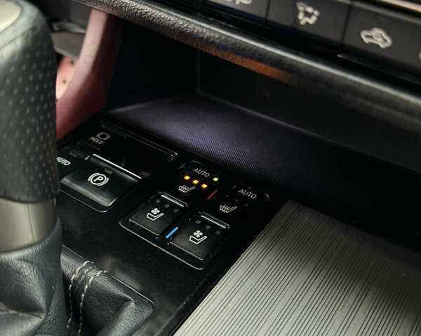 Черный Лексус РХ, объемом двигателя 3.5 л и пробегом 130 тыс. км за 32500 $, фото 29 на Automoto.ua