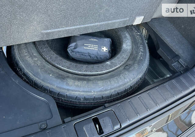 Черный Лексус РХ, объемом двигателя 3.46 л и пробегом 209 тыс. км за 36000 $, фото 34 на Automoto.ua