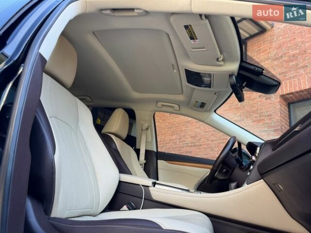 Черный Лексус РХ, объемом двигателя 3.46 л и пробегом 212 тыс. км за 30000 $, фото 74 на Automoto.ua
