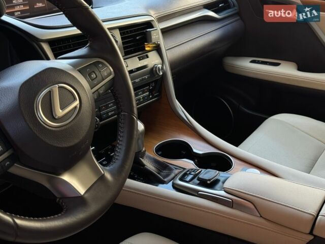 Черный Лексус РХ, объемом двигателя 3.46 л и пробегом 212 тыс. км за 30000 $, фото 65 на Automoto.ua