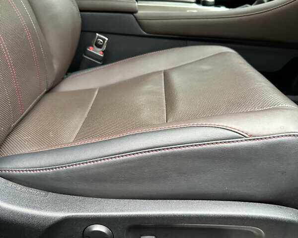 Чорний Лексус РХ, об'ємом двигуна 2 л та пробігом 87 тис. км за 34900 $, фото 31 на Automoto.ua