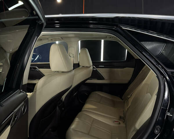 Черный Лексус РХ, объемом двигателя 3.5 л и пробегом 130 тыс. км за 30900 $, фото 24 на Automoto.ua