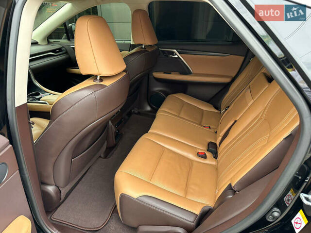 Чорний Лексус РХ, об'ємом двигуна 2 л та пробігом 165 тис. км за 27900 $, фото 7 на Automoto.ua