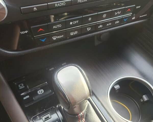 Черный Лексус РХ, объемом двигателя 3.46 л и пробегом 122 тыс. км за 35000 $, фото 23 на Automoto.ua