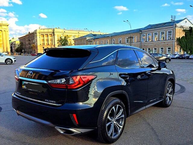 Черный Лексус РХ, объемом двигателя 2 л и пробегом 127 тыс. км за 30000 $, фото 5 на Automoto.ua
