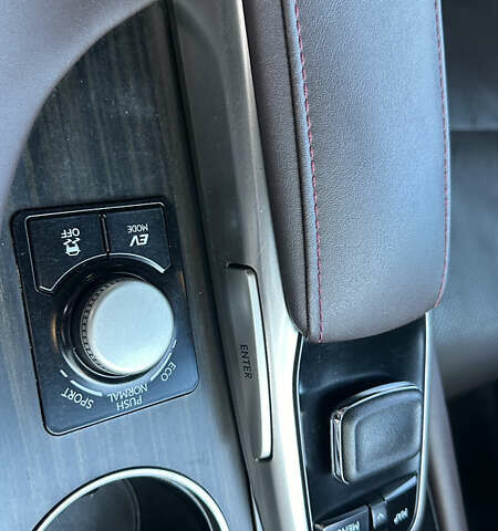 Черный Лексус РХ, объемом двигателя 3.46 л и пробегом 209 тыс. км за 36000 $, фото 31 на Automoto.ua