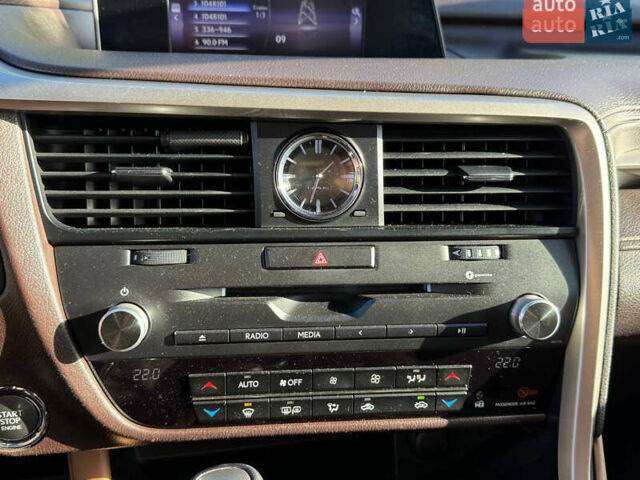 Чорний Лексус РХ, об'ємом двигуна 2 л та пробігом 92 тис. км за 31000 $, фото 19 на Automoto.ua