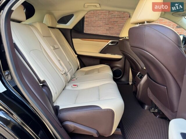 Черный Лексус РХ, объемом двигателя 3.46 л и пробегом 212 тыс. км за 28000 $, фото 51 на Automoto.ua