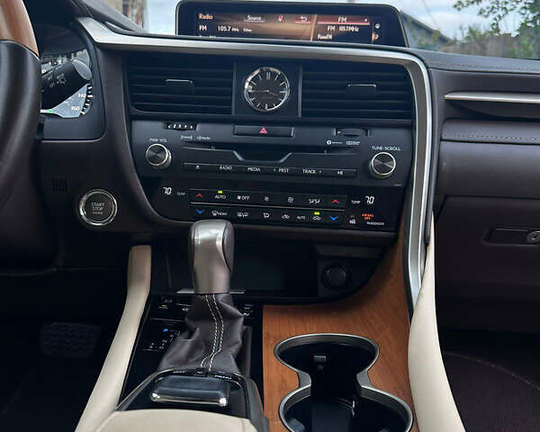 Чорний Лексус РХ, об'ємом двигуна 3.46 л та пробігом 63 тис. км за 29500 $, фото 9 на Automoto.ua