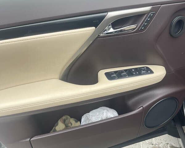 Черный Лексус РХ, объемом двигателя 2 л и пробегом 189 тыс. км за 28900 $, фото 7 на Automoto.ua