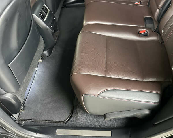 Чорний Лексус РХ, об'ємом двигуна 2 л та пробігом 87 тис. км за 34900 $, фото 51 на Automoto.ua