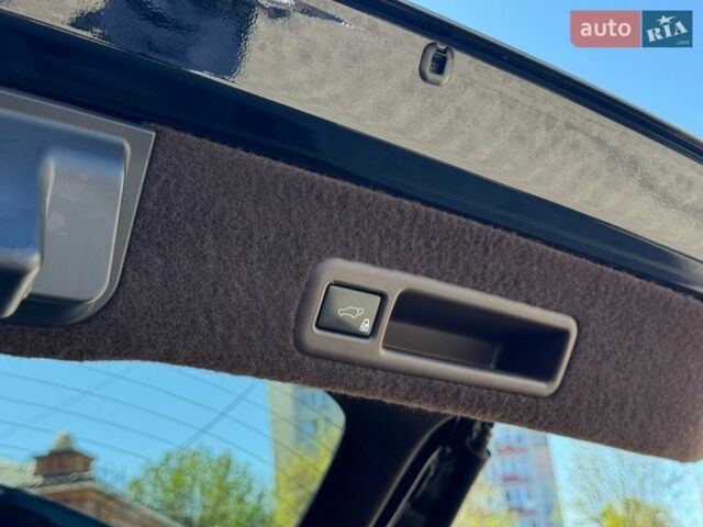 Черный Лексус РХ, объемом двигателя 3.46 л и пробегом 212 тыс. км за 30000 $, фото 49 на Automoto.ua