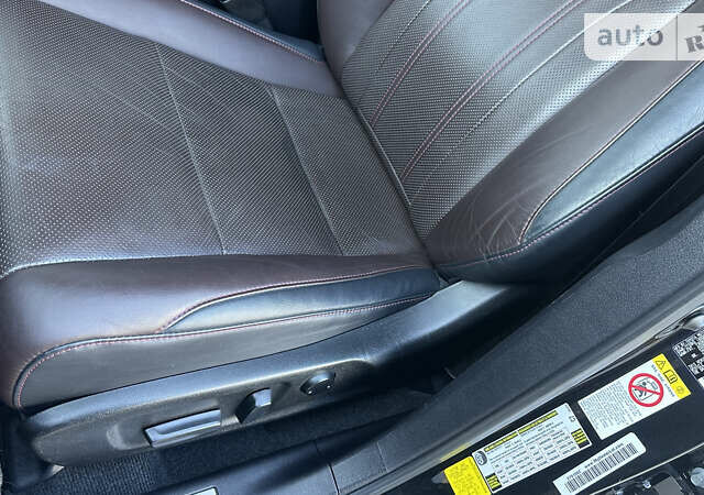 Черный Лексус РХ, объемом двигателя 3.46 л и пробегом 209 тыс. км за 36000 $, фото 43 на Automoto.ua