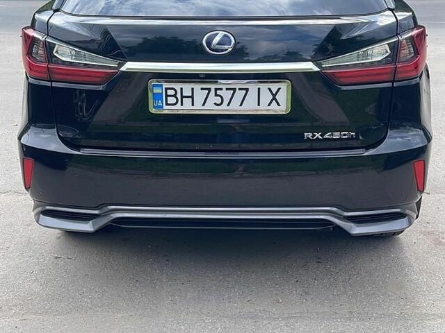 Черный Лексус РХ, объемом двигателя 3.46 л и пробегом 143 тыс. км за 38000 $, фото 4 на Automoto.ua