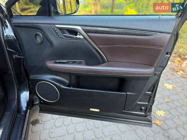 Черный Лексус РХ, объемом двигателя 3.5 л и пробегом 164 тыс. км за 32200 $, фото 21 на Automoto.ua