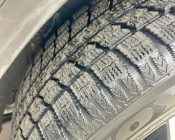 Черный Лексус РХ, объемом двигателя 2 л и пробегом 189 тыс. км за 28900 $, фото 9 на Automoto.ua