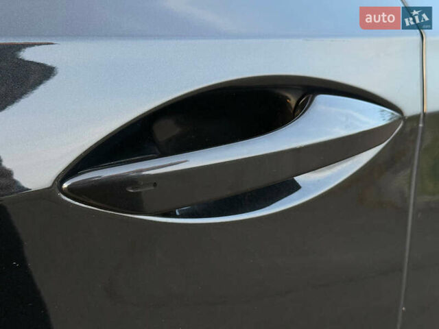 Черный Лексус РХ, объемом двигателя 2 л и пробегом 160 тыс. км за 27000 $, фото 15 на Automoto.ua