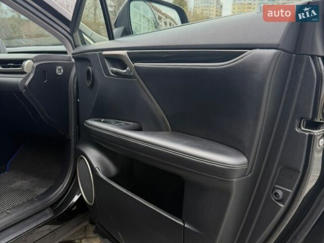 Черный Лексус РХ, объемом двигателя 3.46 л и пробегом 75 тыс. км за 44900 $, фото 18 на Automoto.ua