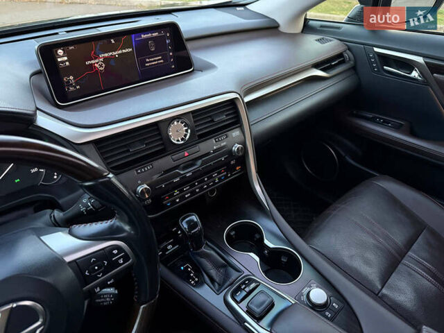 Черный Лексус РХ, объемом двигателя 2 л и пробегом 160 тыс. км за 27000 $, фото 51 на Automoto.ua