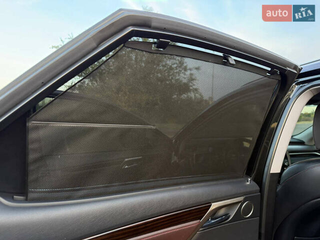 Черный Лексус РХ, объемом двигателя 2 л и пробегом 160 тыс. км за 27000 $, фото 35 на Automoto.ua