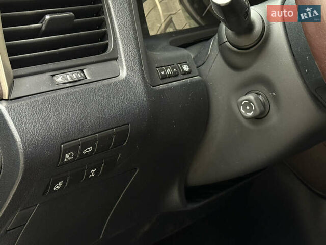 Черный Лексус РХ, объемом двигателя 2 л и пробегом 63 тыс. км за 34999 $, фото 23 на Automoto.ua