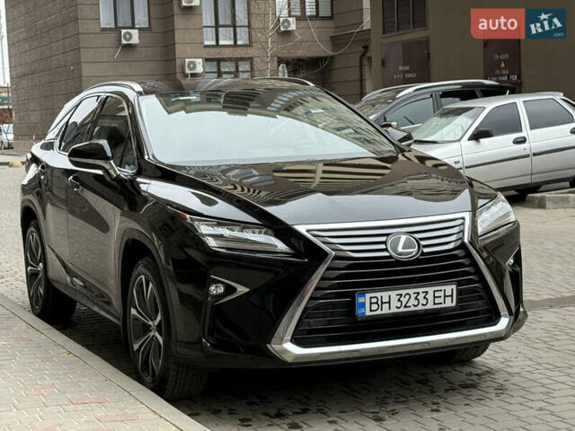 Черный Лексус РХ, объемом двигателя 2 л и пробегом 63 тыс. км за 34999 $, фото 2 на Automoto.ua