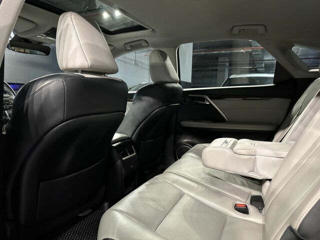 Чорний Лексус РХ, об'ємом двигуна 3.5 л та пробігом 127 тис. км за 26900 $, фото 8 на Automoto.ua