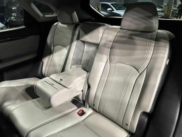 Чорний Лексус РХ, об'ємом двигуна 3.5 л та пробігом 127 тис. км за 26900 $, фото 9 на Automoto.ua