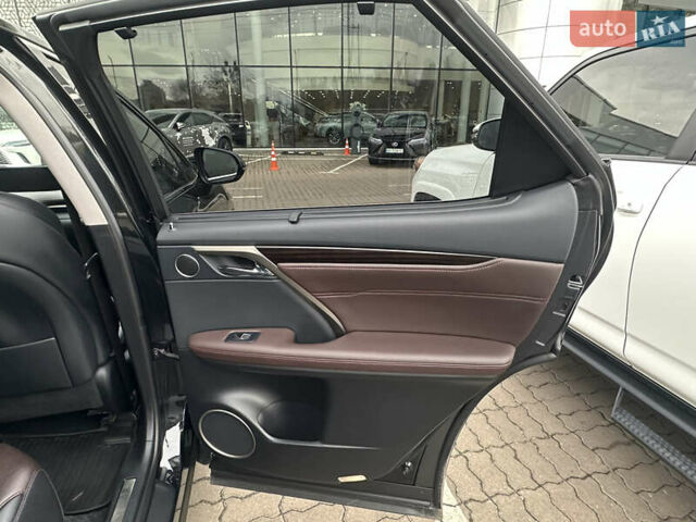 Черный Лексус РХ, объемом двигателя 2 л и пробегом 163 тыс. км за 31000 $, фото 18 на Automoto.ua