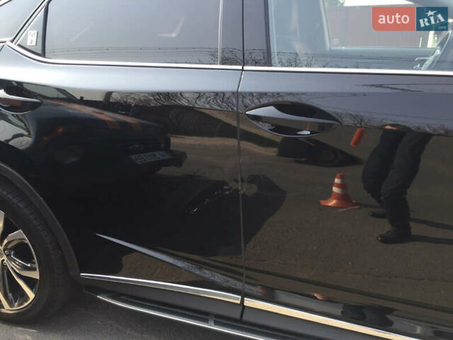 Черный Лексус РХ, объемом двигателя 2 л и пробегом 100 тыс. км за 39900 $, фото 5 на Automoto.ua