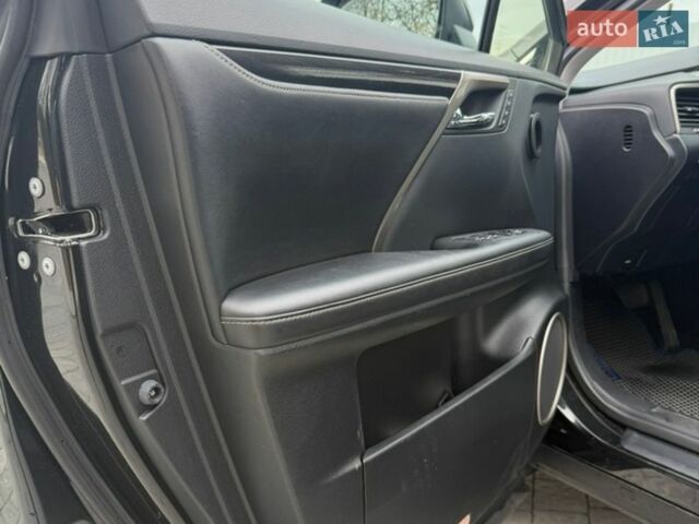 Черный Лексус РХ, объемом двигателя 3.46 л и пробегом 75 тыс. км за 43000 $, фото 16 на Automoto.ua