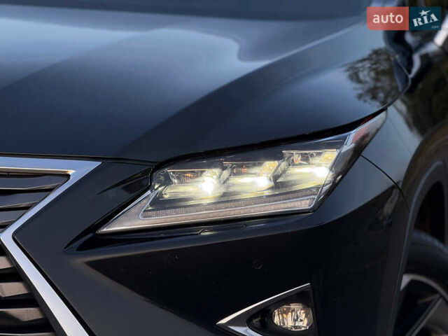 Черный Лексус РХ, объемом двигателя 2 л и пробегом 160 тыс. км за 27000 $, фото 4 на Automoto.ua