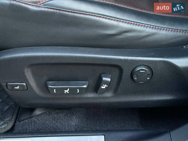 Черный Лексус РХ, объемом двигателя 2 л и пробегом 160 тыс. км за 27000 $, фото 39 на Automoto.ua