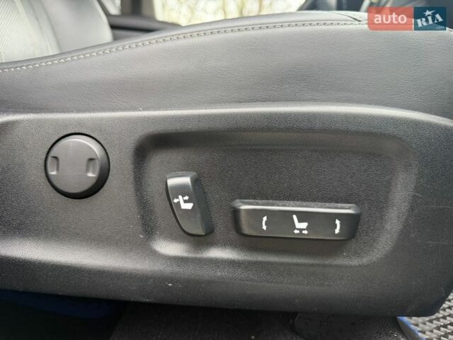 Черный Лексус РХ, объемом двигателя 3.46 л и пробегом 75 тыс. км за 44900 $, фото 22 на Automoto.ua