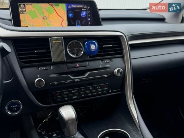 Черный Лексус РХ, объемом двигателя 3.46 л и пробегом 75 тыс. км за 44900 $, фото 9 на Automoto.ua