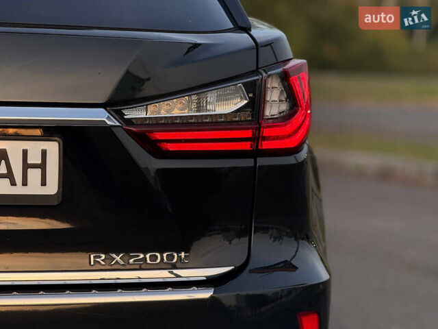 Черный Лексус РХ, объемом двигателя 2 л и пробегом 160 тыс. км за 27000 $, фото 22 на Automoto.ua
