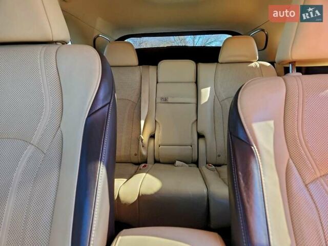 Черный Лексус РХ, объемом двигателя 3.46 л и пробегом 113 тыс. км за 11400 $, фото 10 на Automoto.ua