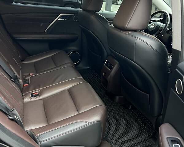 Черный Лексус РХ, объемом двигателя 3.46 л и пробегом 125 тыс. км за 34000 $, фото 11 на Automoto.ua