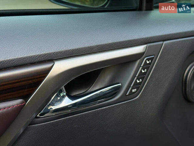 Черный Лексус РХ, объемом двигателя 2 л и пробегом 160 тыс. км за 27000 $, фото 37 на Automoto.ua