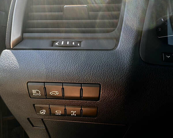 Чорний Лексус РХ, об'ємом двигуна 2 л та пробігом 162 тис. км за 27500 $, фото 10 на Automoto.ua