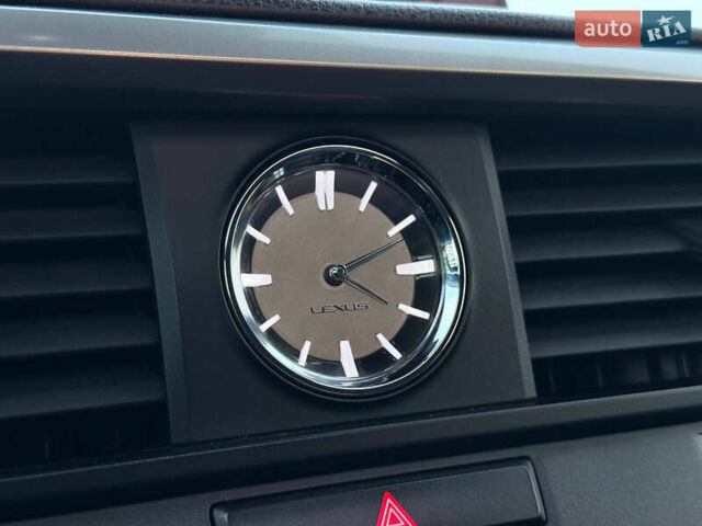 Черный Лексус РХ, объемом двигателя 2 л и пробегом 160 тыс. км за 27000 $, фото 56 на Automoto.ua