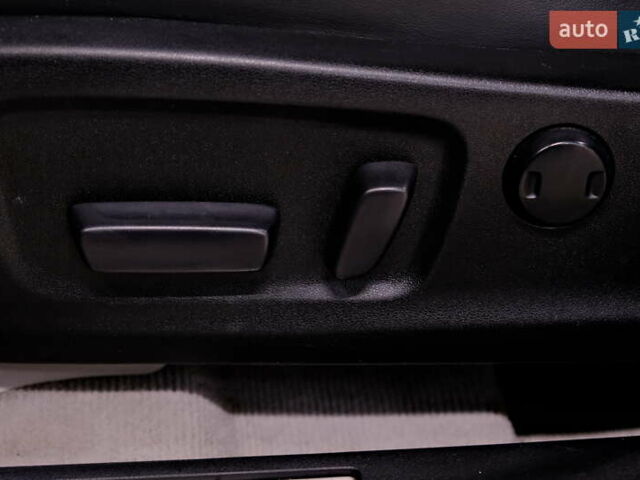 Чорний Лексус РХ, об'ємом двигуна 3.5 л та пробігом 127 тис. км за 26900 $, фото 29 на Automoto.ua